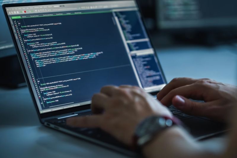 蓬溪县软件定制开发：PHP与Node.js，后端解决方案的优势博弈